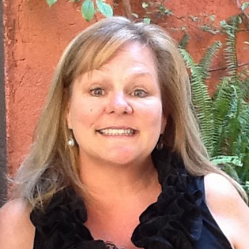 Meet your Posher, Lorraine